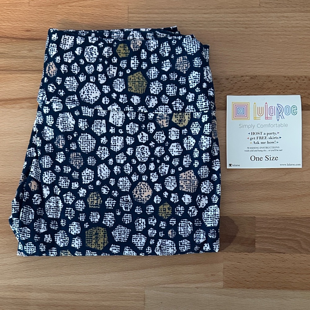 LuLaRoe OS leggings